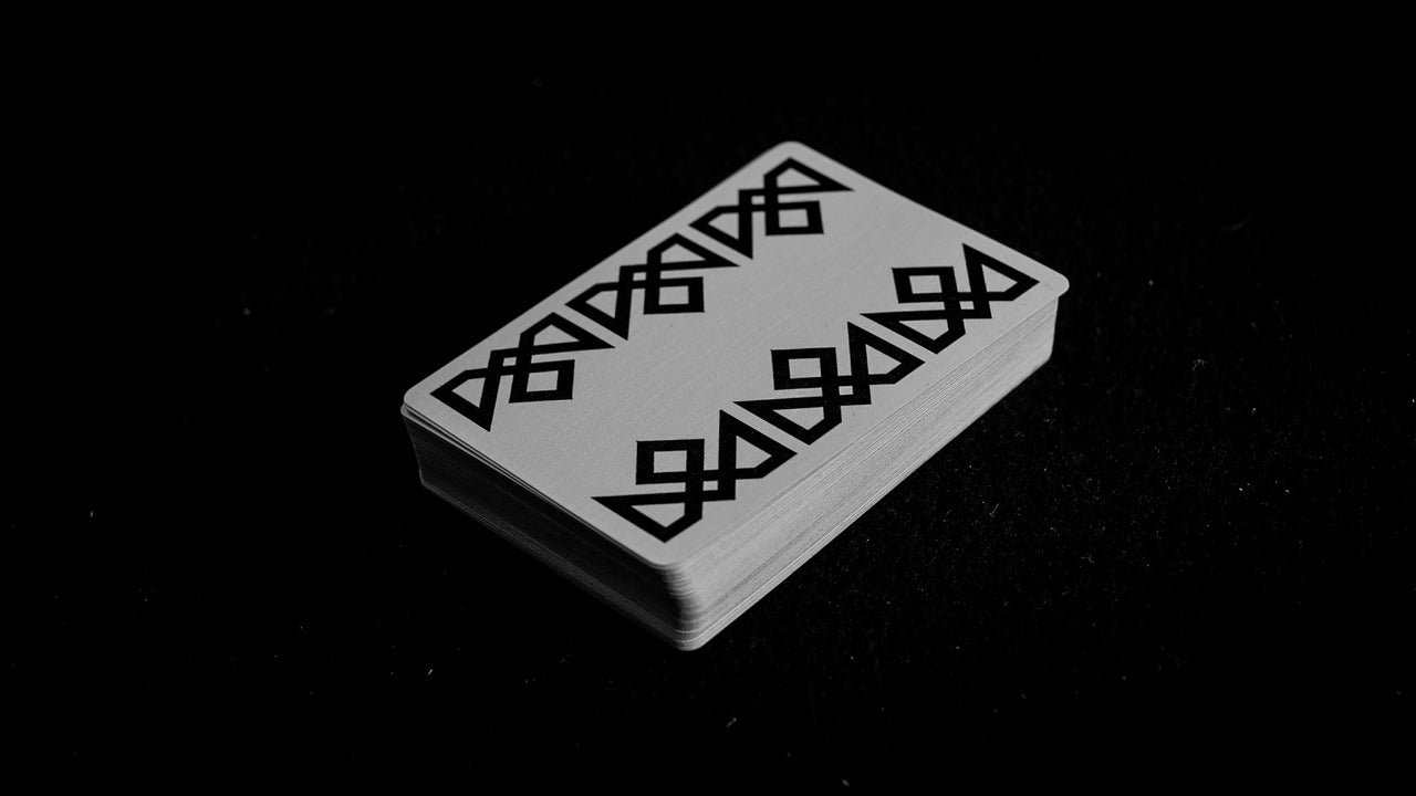 VITA - SIGNED by MADISON playing cards — view 35