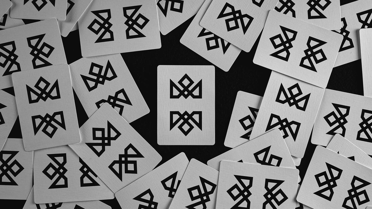 The MAD DECK ADVOCATE Deluxe Set by MADISON x O'HARE playing cards — view 29