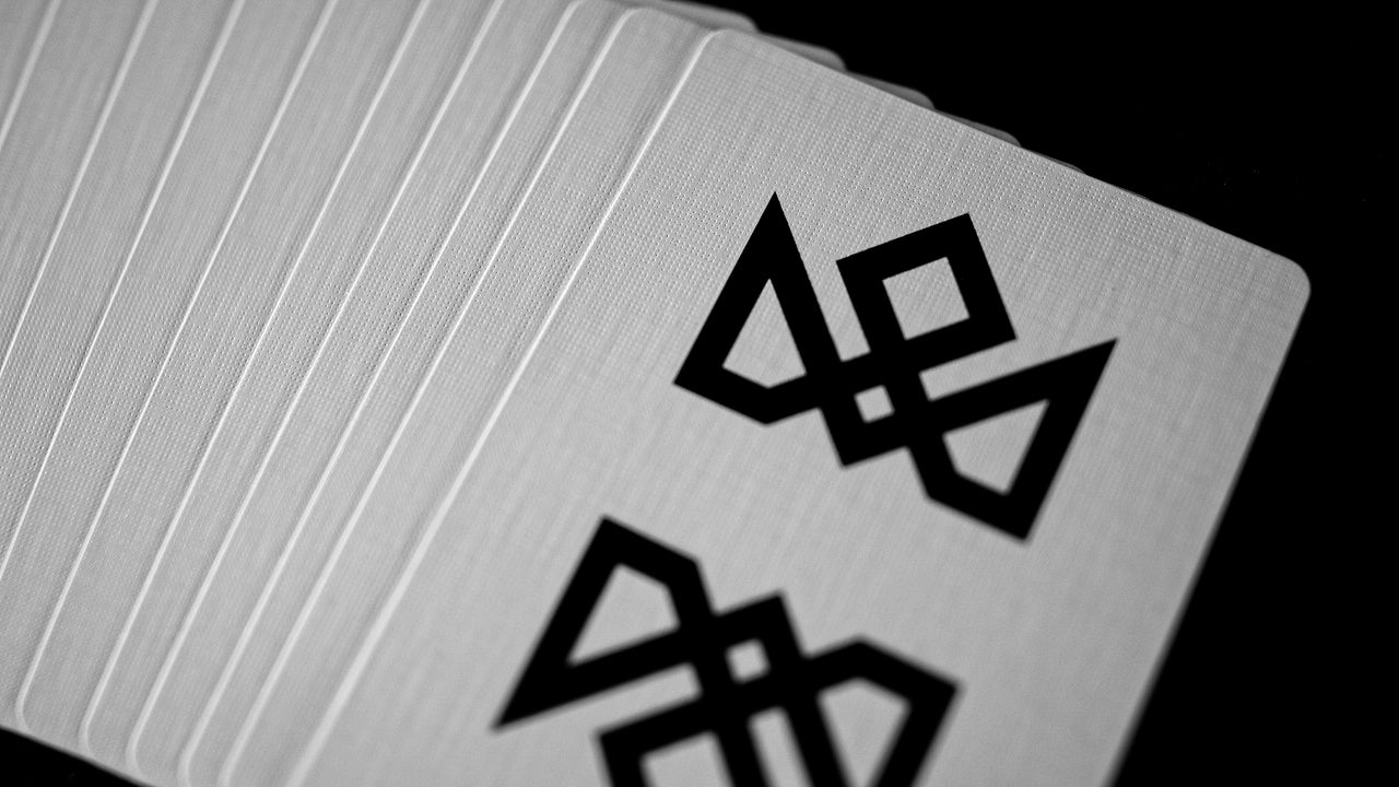 The MAD DECK ADVOCATE Deluxe Set by MADISON x O'HARE playing cards — view 14